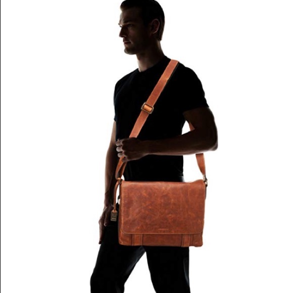 Frye Other - Frye • Mens Logan Messenger Bag